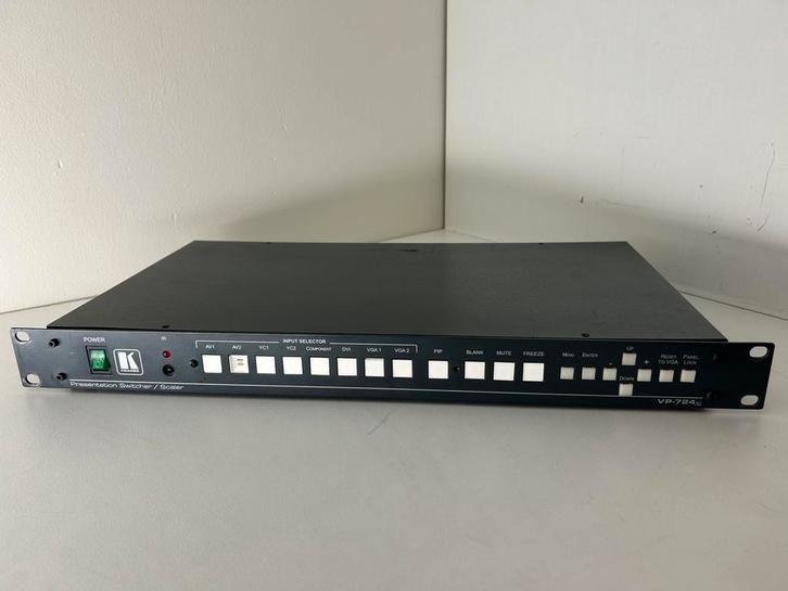 Kramer VP-724 xl scaler & presentation switcher, Audio, Tv en Foto, Decoders en Harddiskrecorders, Zo goed als nieuw, Ophalen of Verzenden