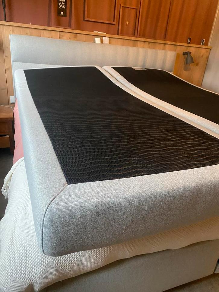 2x Pocketveermatras 90x210 - Vildar HR Extra, Huis en Inrichting, Slaapkamer | Bedden, Zo goed als nieuw, Eenpersoons, 90 cm, 210 cm