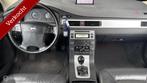 Volvo V70 2.5T Momentum DYNAUDIO / XENON, Gebruikt, 2521 cc, Handgeschakeld, 1567 kg