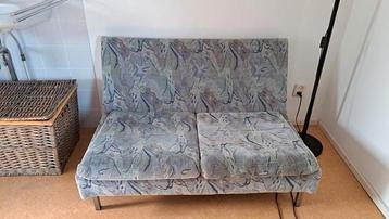 Vintage tweezitsbankje jaren 60-70 beschikbaar voor biedingen