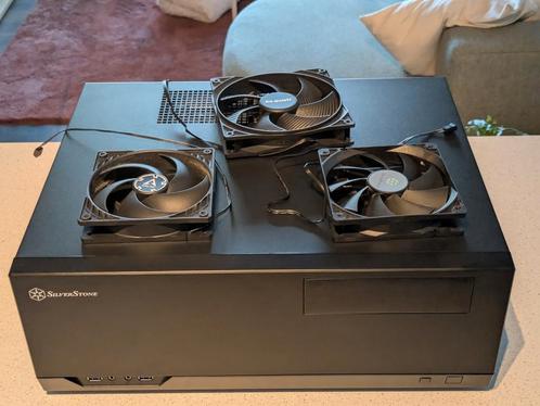 Silverstone behuizing incl 3 fans Grandia GD09 home theate, Computers en Software, Computerbehuizingen, Gebruikt, Ophalen