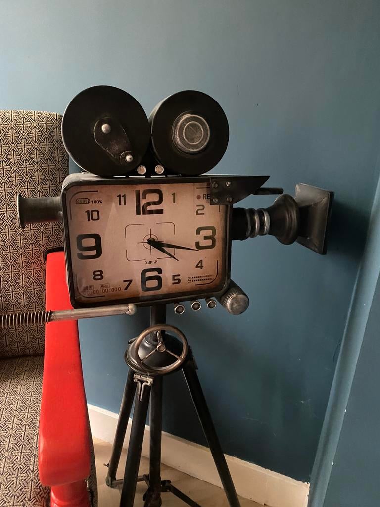 J-Line Klok Camera op Statief IJzer Zwart, Ophalen, Nieuw, Analoog, Wekker of Tafelklok