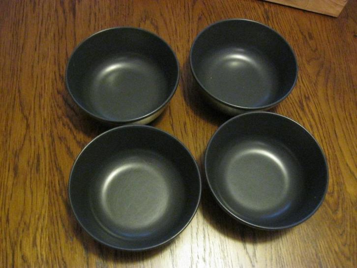 schaaltjes 4 x ( 1 keer gebruikt met een feest), Huis en Inrichting, Keuken | Servies, Zo goed als nieuw, Schaal of Schalen, Overige stijlen