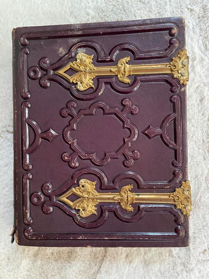 19e eeuws fotoalbum met portretfoto's, Antiek en Kunst, Antiek | Boeken en Bijbels, Ophalen of Verzenden