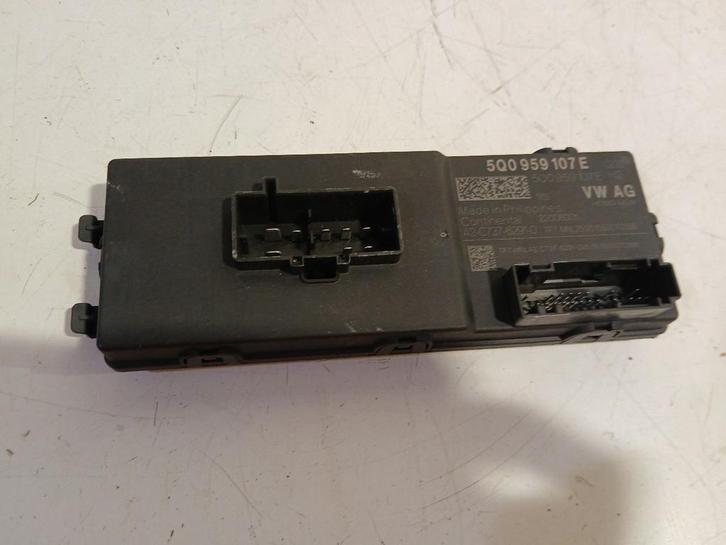 Computer Volkswagen Passat, Auto-onderdelen, Elektronica en Kabels, Volkswagen, Gebruikt, Herkomst onderdeel bekend, 12 maanden garantie