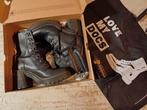 Dr. Martens Chesney Laarzen - Maat 42 - Nieuw!, Zwart, Lage of Enkellaarzen, Nieuw, Ophalen of Verzenden