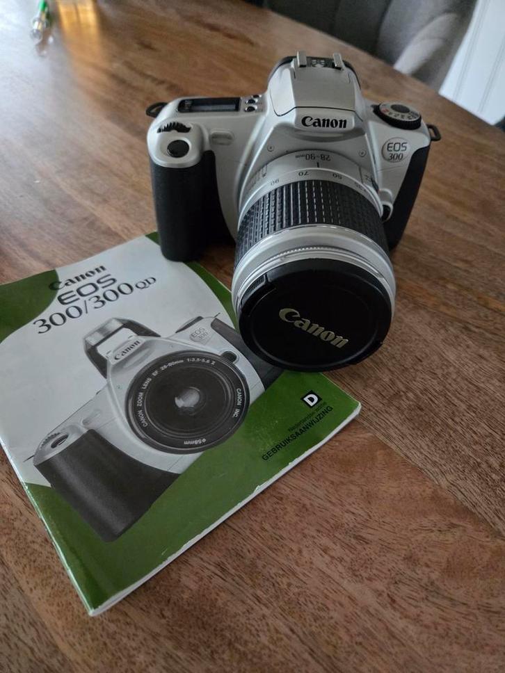 Canon EOS 300 Spiegelreflexcamera, Audio, Tv en Foto, Fotocamera's Analoog, Gebruikt, Spiegelreflex, Canon, Ophalen of Verzenden