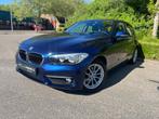BMW 1-serie 118i Advantage Automaat 136PK, Auto's, Gebruikt, Met garantie (alle), Blauw, Bedrijf
