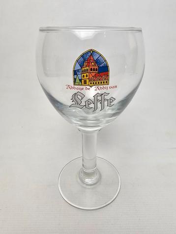 # Abdij van Leffe Belgisch speciaalbier. Bier Glas. Bierglas beschikbaar voor biedingen