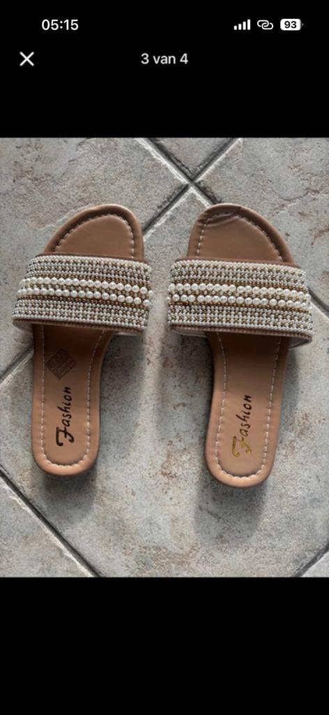 Slippers, Kleding | Dames, Schoenen, Slippers, Beige, Nieuw, Ophalen of Verzenden