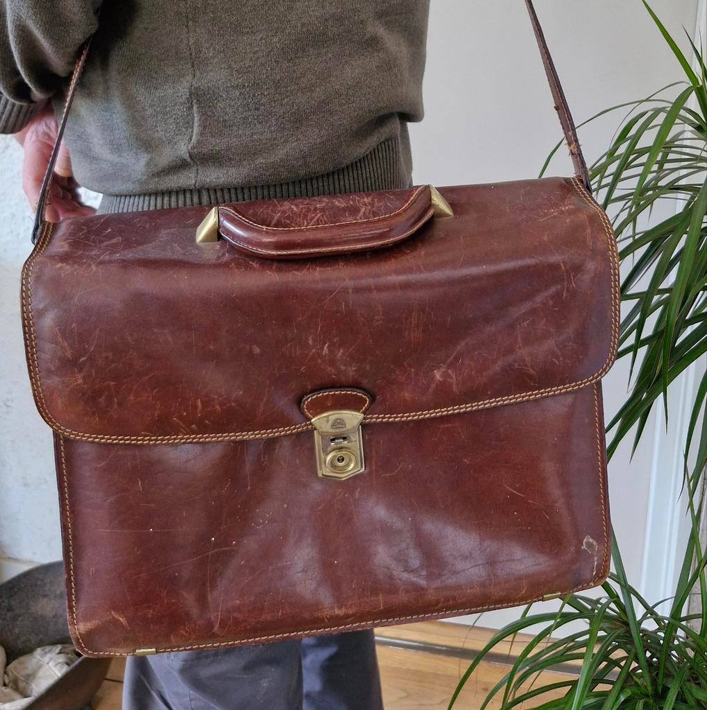 Leren akte tas (Dokter/Dominee/Student of 😃 met veel vakken, Ophalen of Verzenden, Bruin