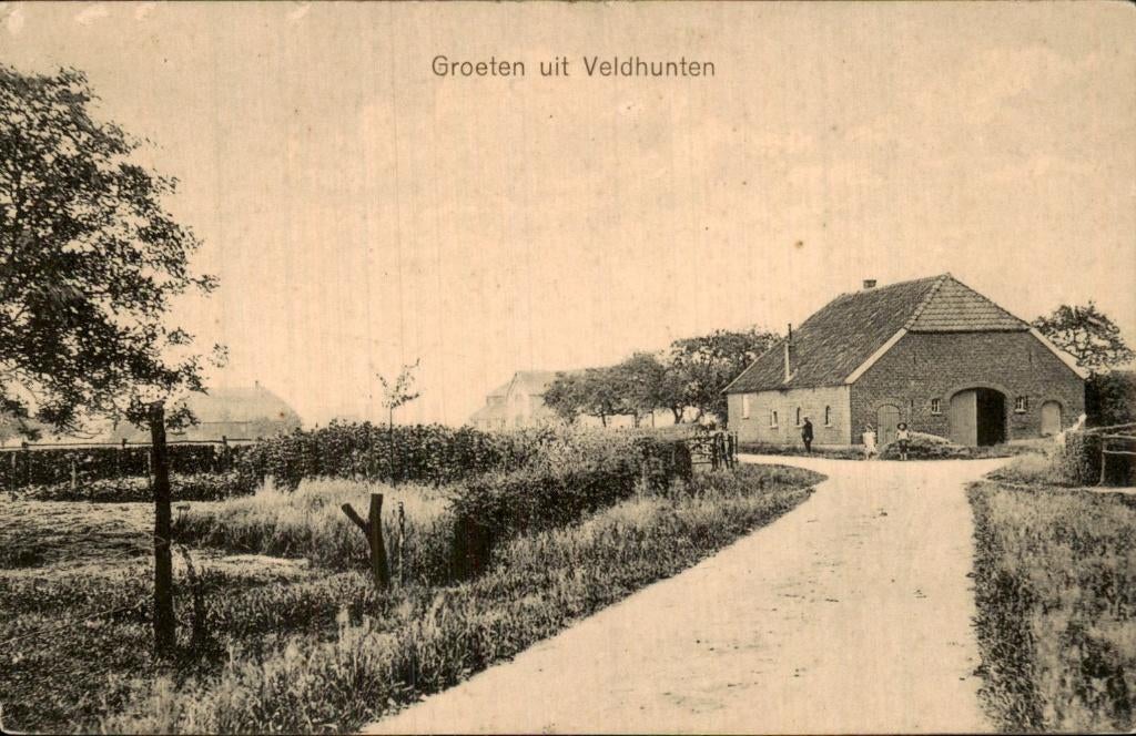 Veldhunten - Boerderij - Wegkruising, Ophalen of Verzenden, 1920 tot 1940, Gelopen, Drenthe