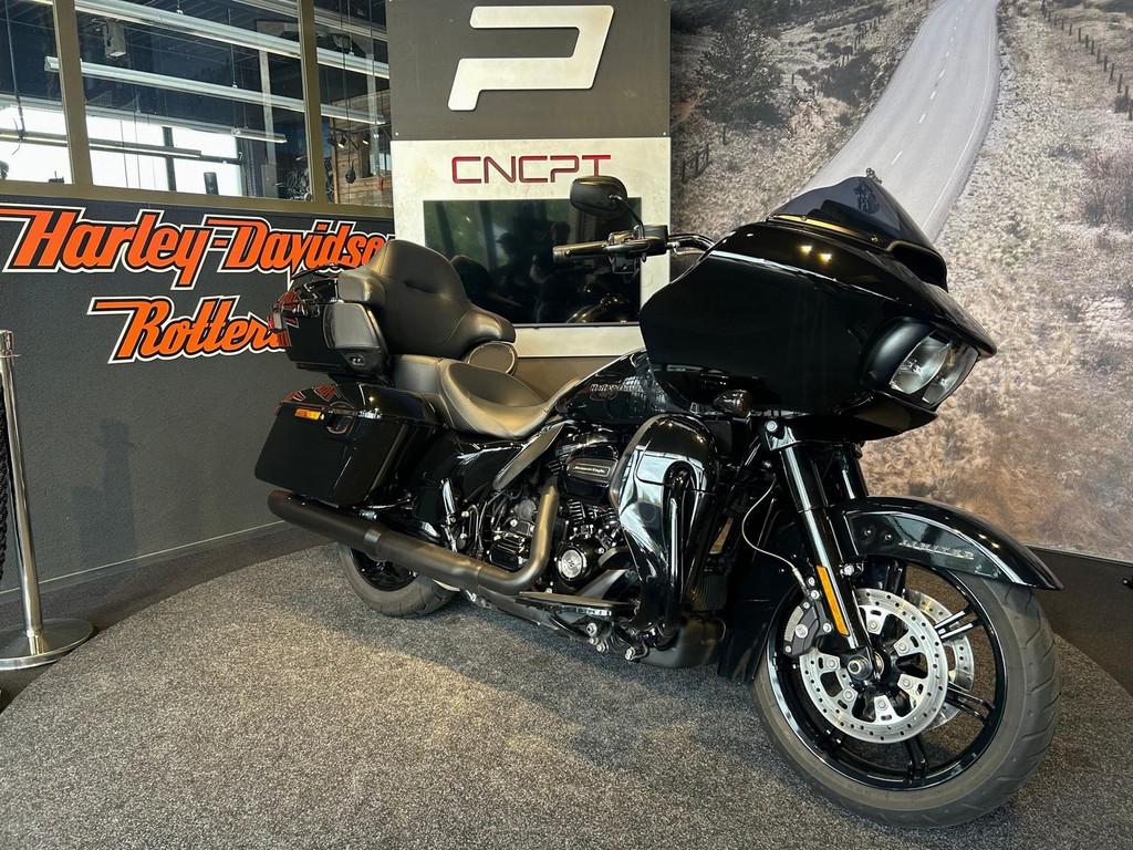 Harley-Davidson FLTRK ROAD GLIDE LIMITED Vivid Black Blacked, Motoren, Motoren | Harley-Davidson, Bedrijf, Toermotor, Sales@harleydavidsonrotterdam.nl