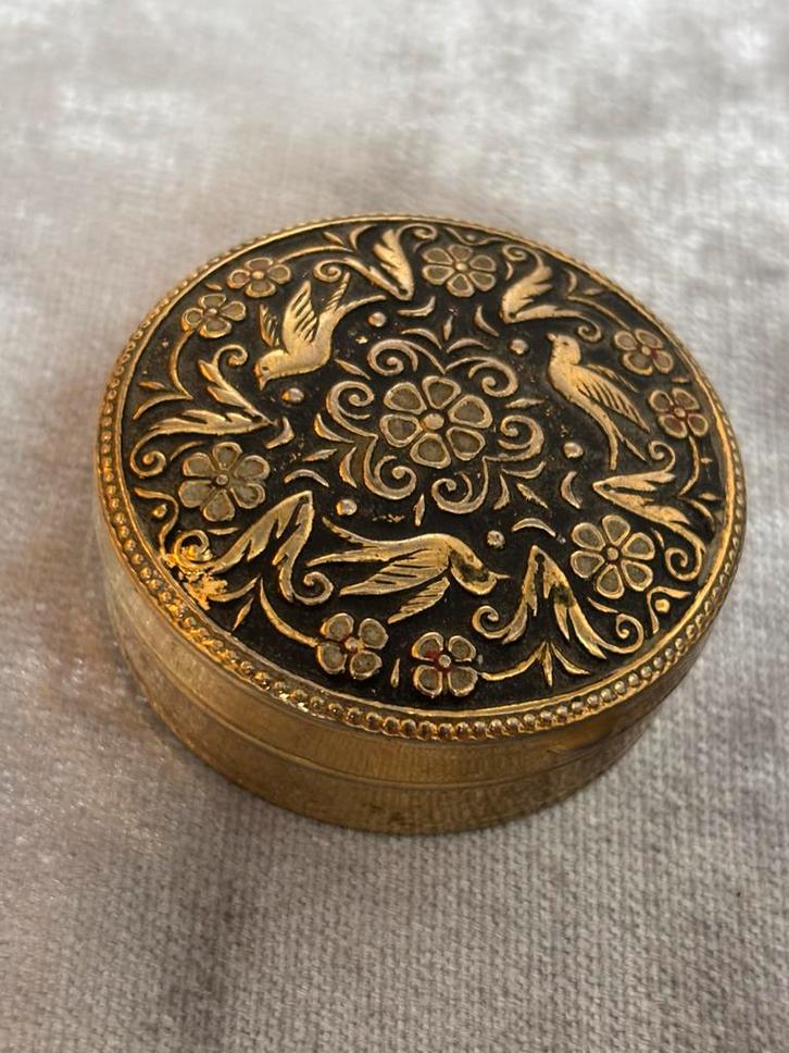 Spaans damasceen Toledo sieradendoosje /pillendoosje, Antiek en Kunst, Curiosa en Brocante, Ophalen of Verzenden
