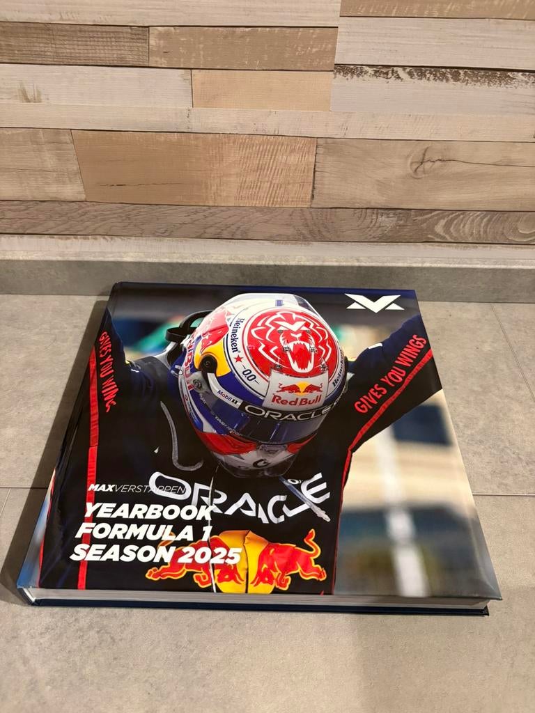 2025 Jaarboek/Yearbook Max Verstappen, Ophalen of Verzenden, Nieuw, Formule 1