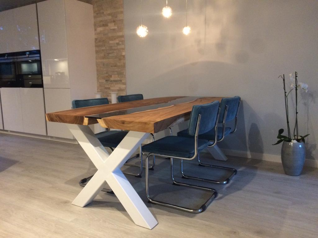 Boomstam tafel massief hout / river eettafel 200 x 100 cm, Ophalen, Gebruikt, 200 cm of meer, 50 tot 100 cm