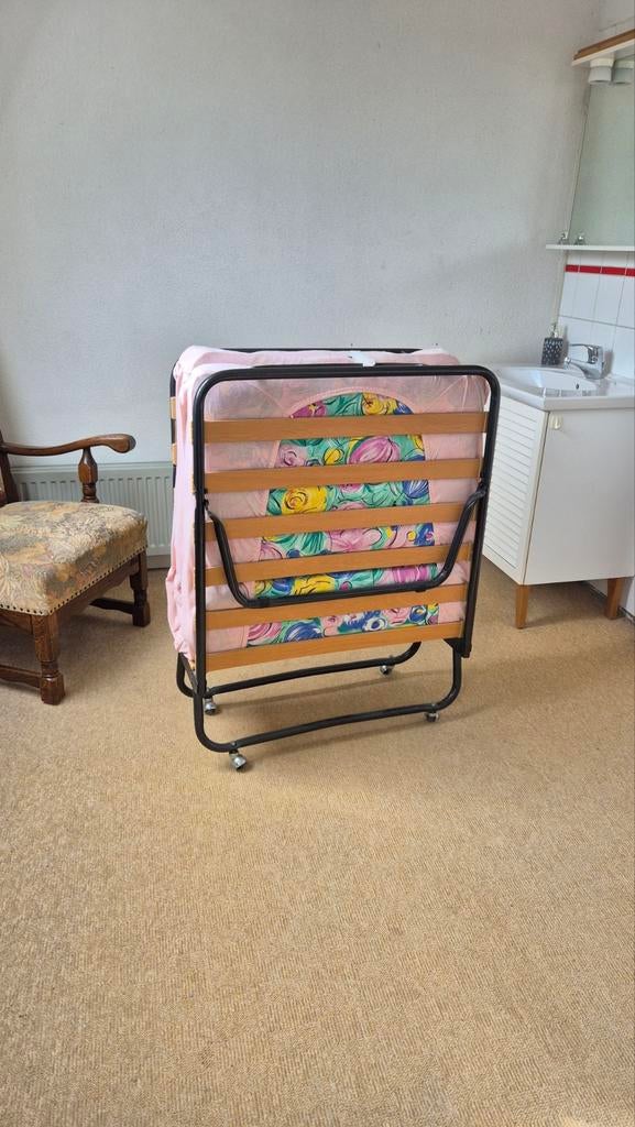Opklapbed 190x80 cm - Ideaal voor logees, alleen afhalen, Ophalen, Gebruikt, Eenpersoons, Zwart