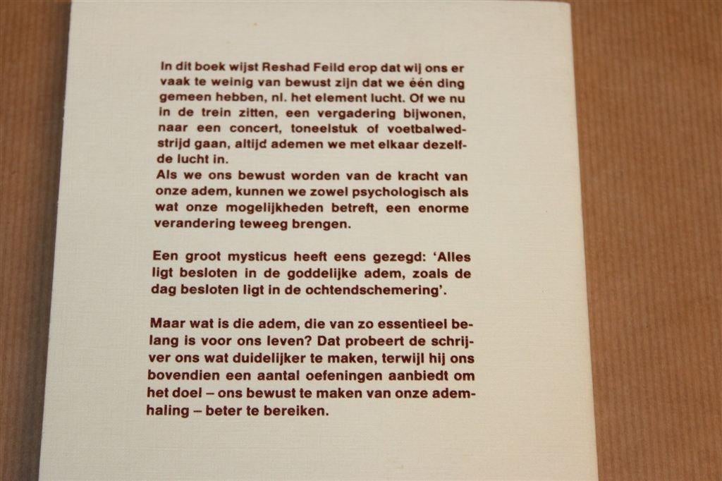 Adem is Leven — Ademhaling & Soefi Mystiek — Feild 1990, Boeken, Ophalen of Verzenden, Gelezen, Overige onderwerpen, Achtergrond en Informatie