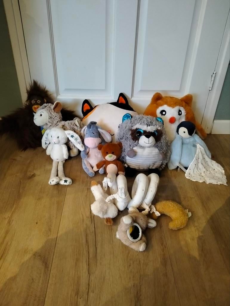 10 verschillende knuffels, ook per stuk te koop, Ophalen