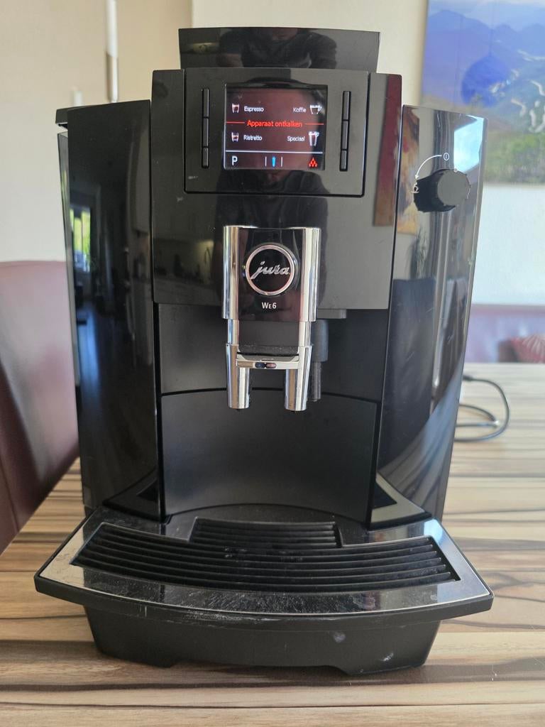 Jura WE6 Professionele Koffiemachine - Zo goed als nieuw, Witgoed en Apparatuur, Ophalen, Afneembaar waterreservoir, 10 kopjes of meer