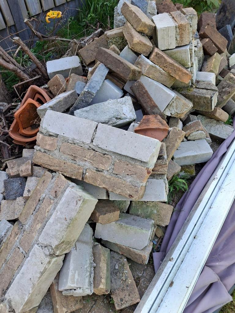 Diverse gebruikte stenen en puin, Doe-het-zelf en Verbouw, Ophalen of Verzenden