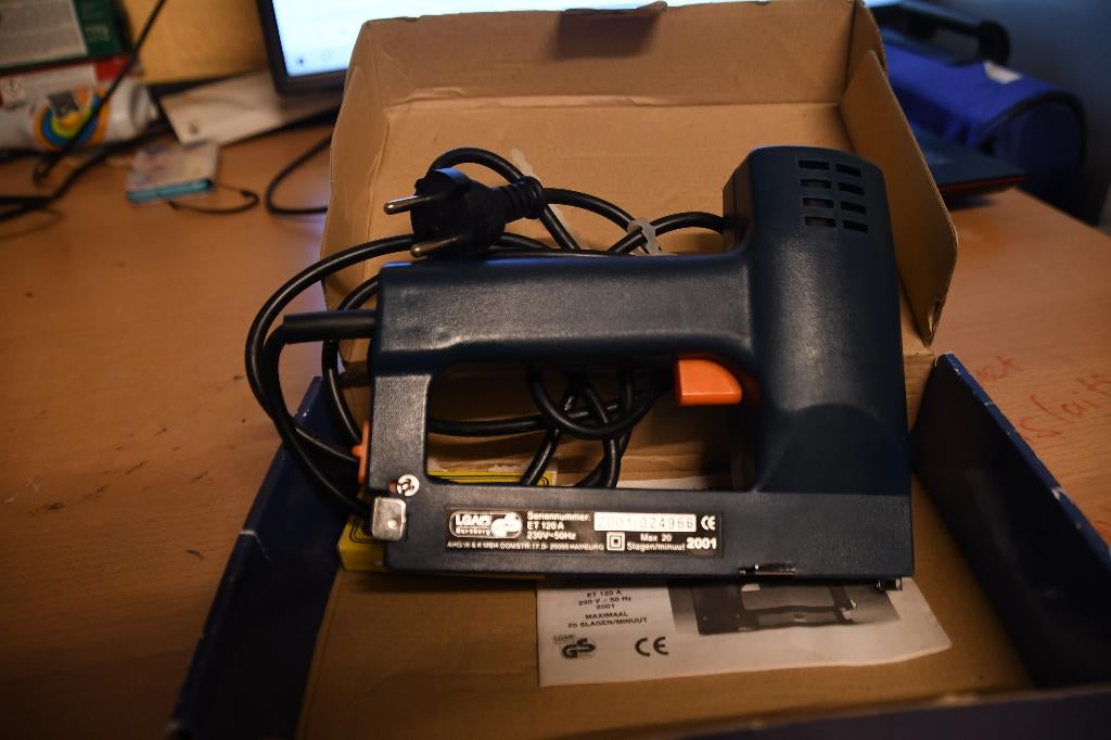 nietmachine, Ophalen, Gebruikt