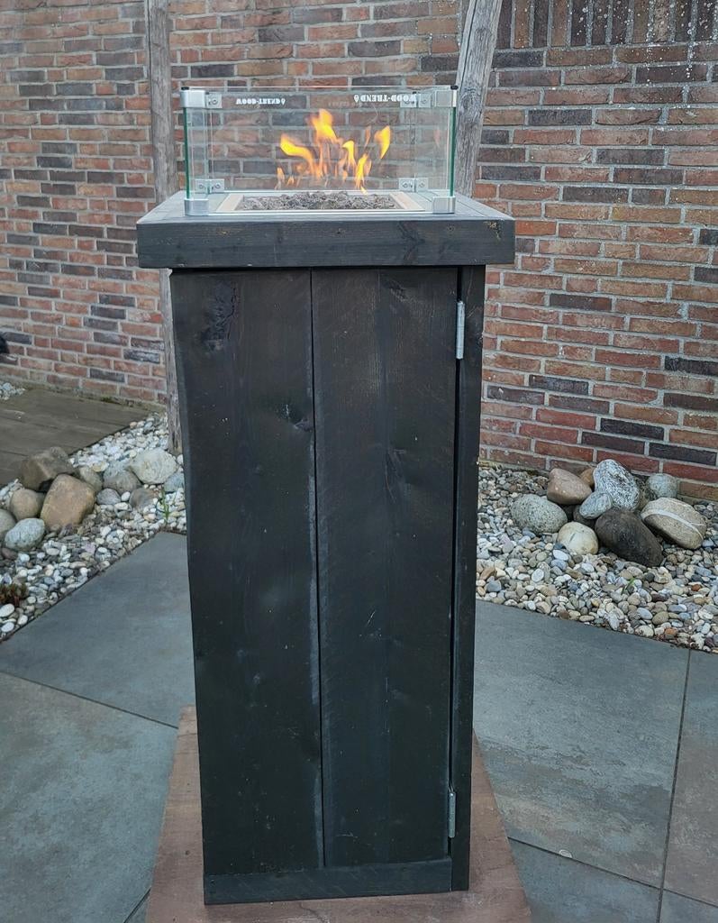 Hoge vuurtafel, Verzenden