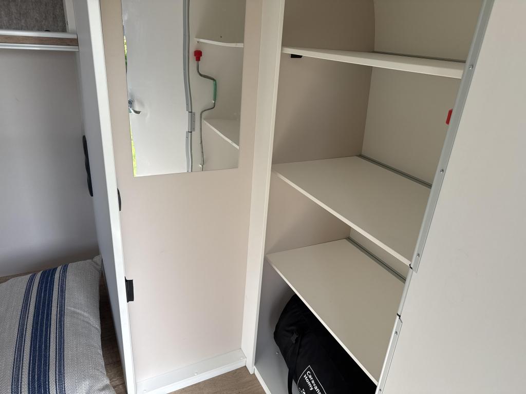 Hobby Beachy 360, Caravans en Kamperen, Caravans, Overige typen, Hobby, Bedrijf, 500 - 750 kg