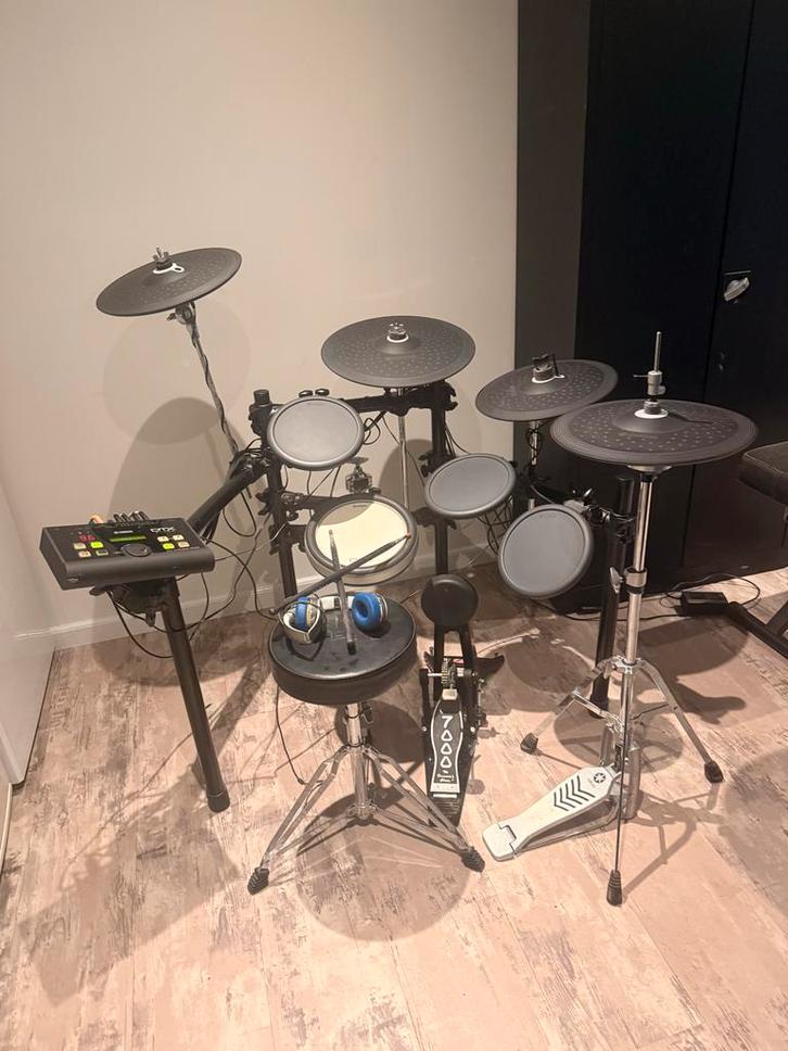 Yamaha DTX500  Elektronisch Drumstel, Muziek en Instrumenten, Percussie, Gebruikt, Overige soorten, Ophalen