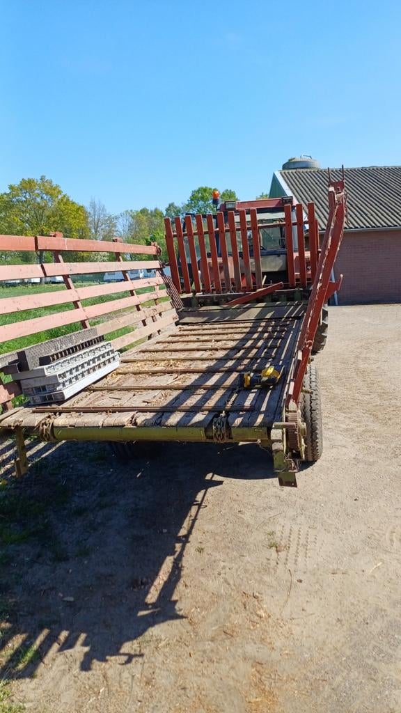 Oude opraapwagen, Ophalen