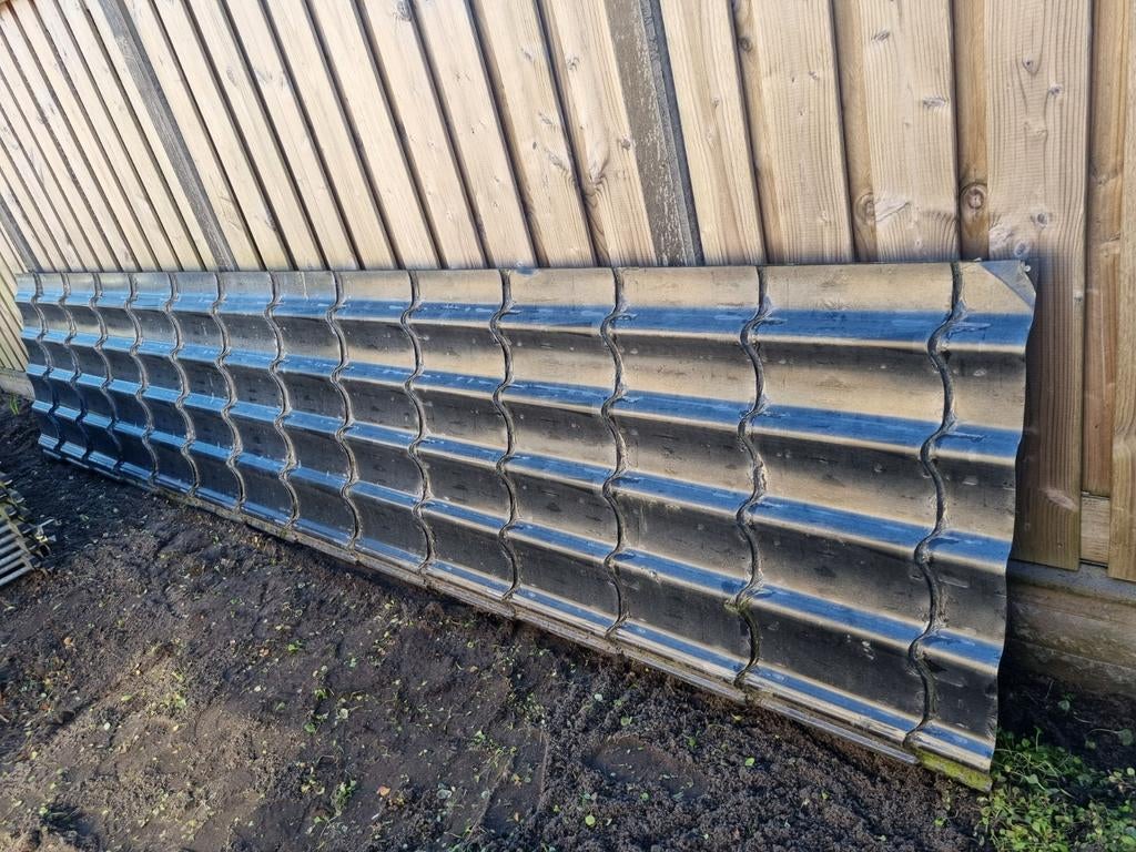 Geïsoleerde dakpanplaat dakplaat dakpan permapan plaat, Doe-het-zelf en Verbouw, Dakpannen en Dakbedekking, Ophalen, Zwart, Zo goed als nieuw