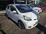 Toyota Aygo 1.0-12V Cool | 2E EIGENAAR | 12MND GARANTIE | AI, Voorwielaandrijving, Euro 5, Stof, Gebruikt
