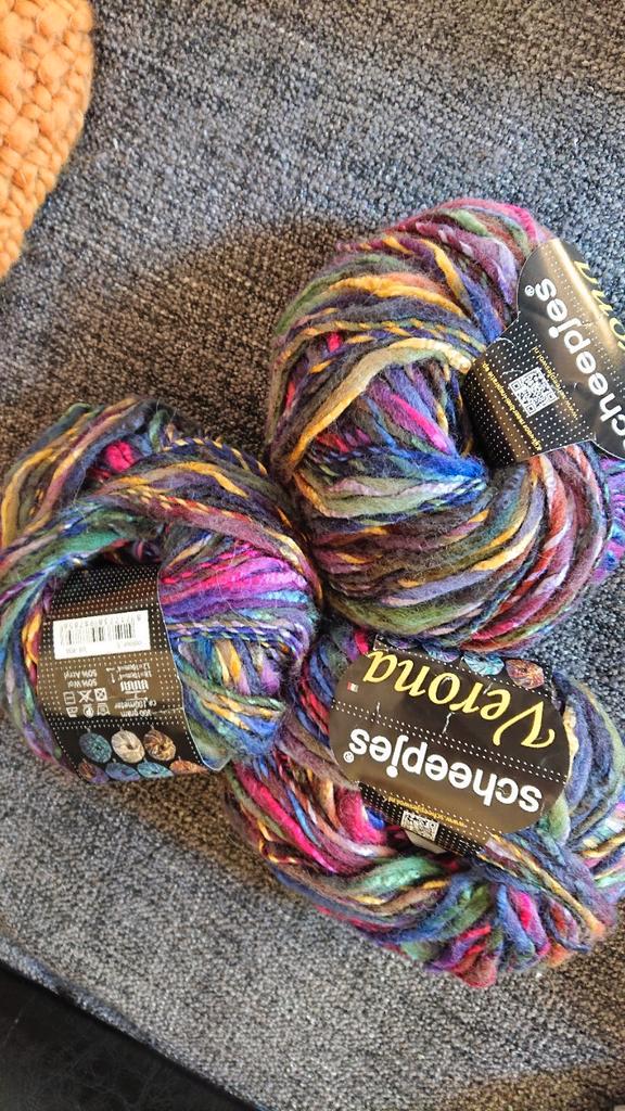 Verona Scheepjeswol - 3 Bollen Veelkleurig, Hobby en Vrije tijd, Breien en Haken, Nieuw, Breien of Haken, Wol of Garen, Ophalen of Verzenden