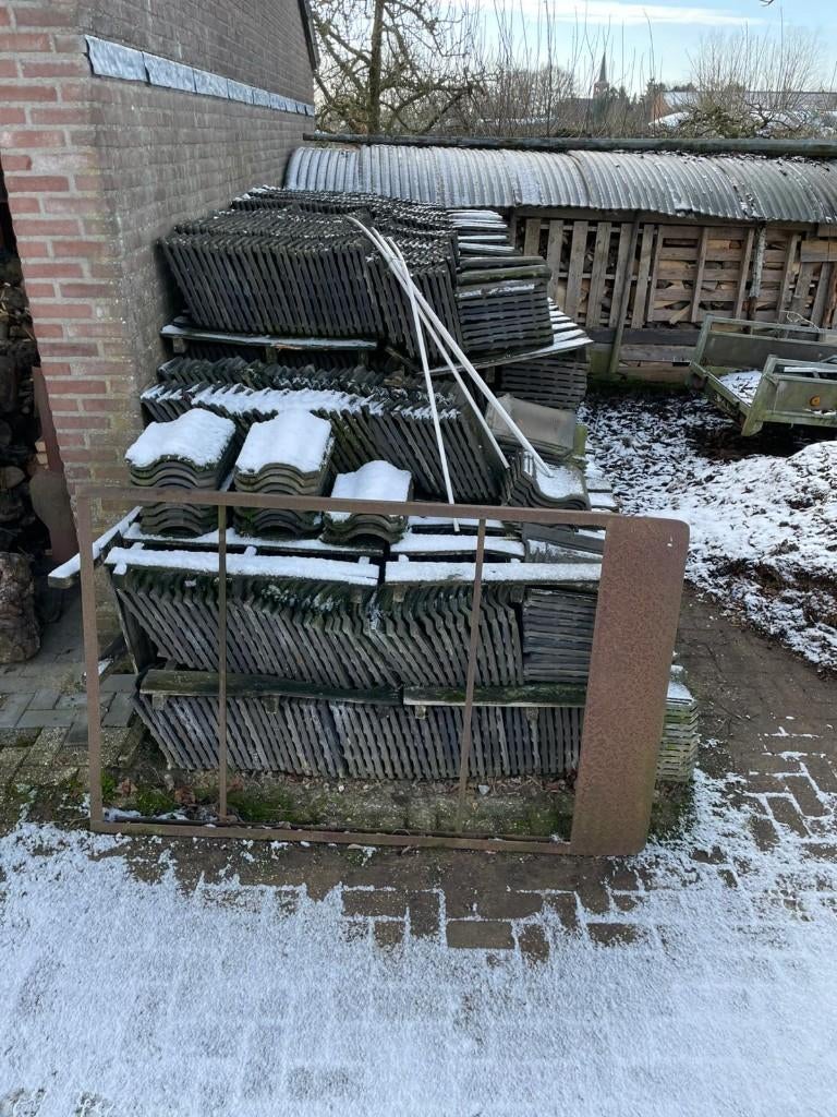 dakpannen/blauw gesmoord, Doe-het-zelf en Verbouw, Ophalen, Gebruikt, Steen of Klei, Blauw