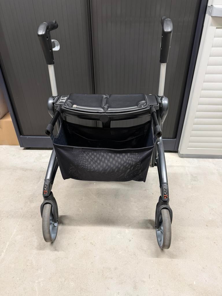 Rollator merk jazz, Diversen, Rollators, Ophalen, Opvouwbaar, Gebruikt