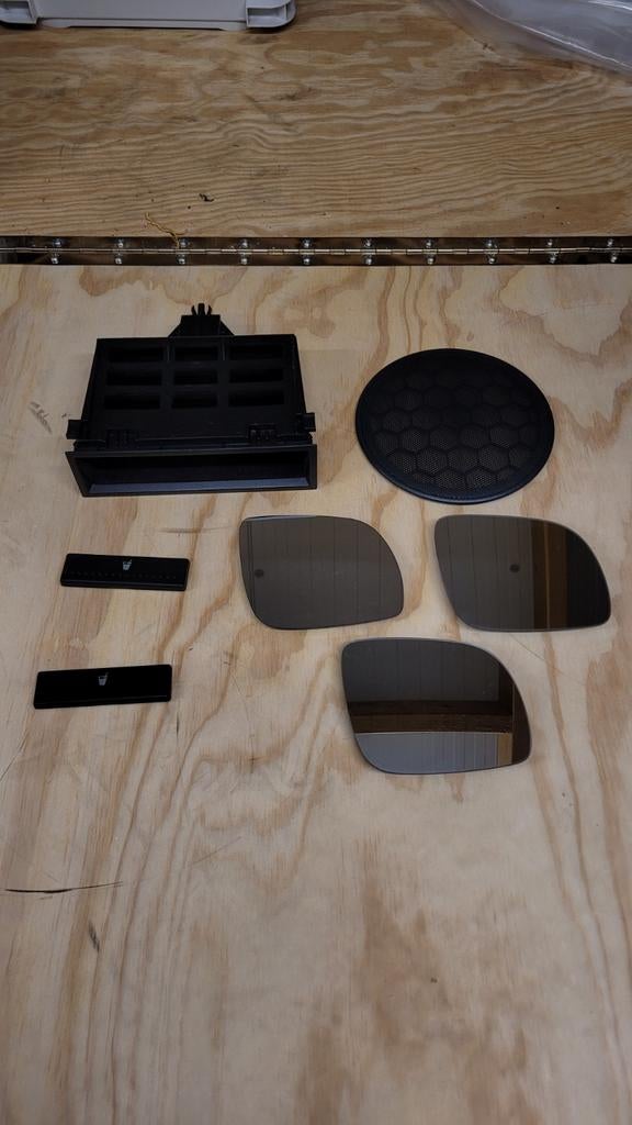 Volks wagen lupo onderdelen spiegel speaker bekerhouder, Auto-onderdelen, Ophalen of Verzenden, Gebruikt, Seat