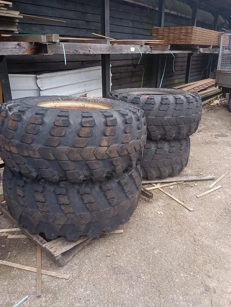 banden met velg 10 gaats 21 inch, landbouwbanden, Ophalen, Gebruikt