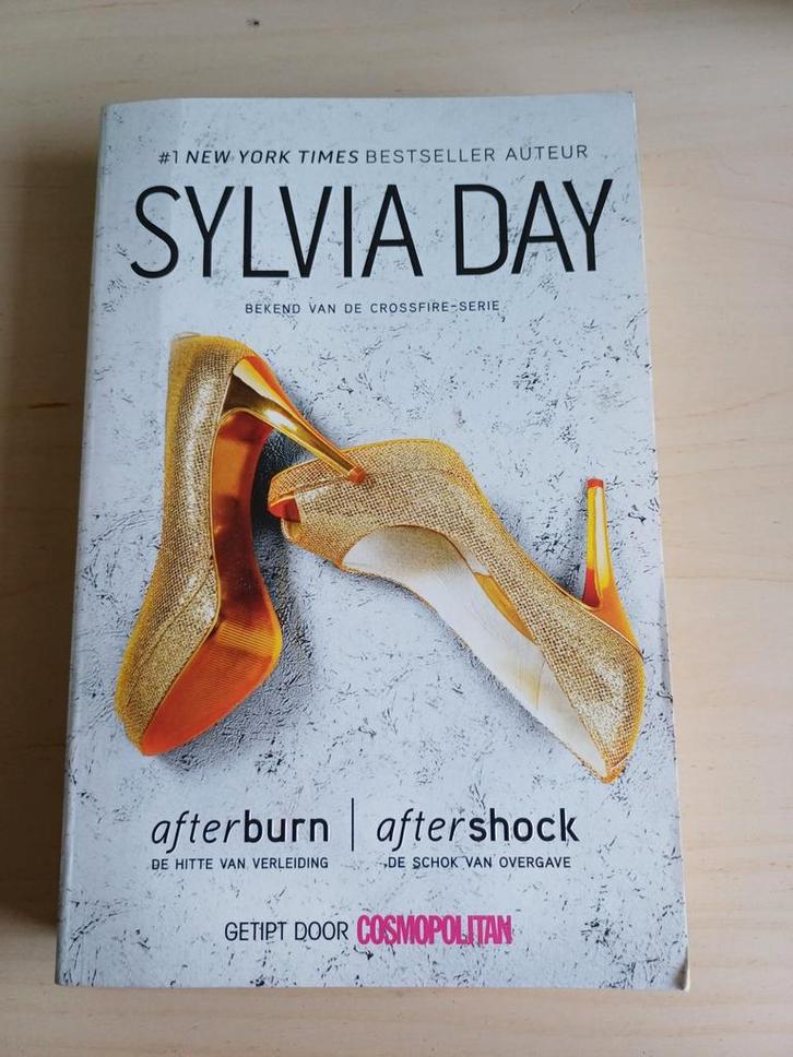 Afterburn & Aftershock - Sylvia Day (Cosmopolitan), Boeken, Romans, Zo goed als nieuw, Nederland, Ophalen of Verzenden