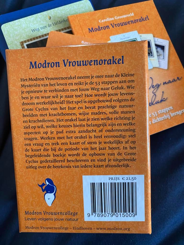 Modron Vrouwenorakel - Caroline Groeneveld, Ophalen of Verzenden, Nieuw, Spiritualiteit algemeen, Overige typen