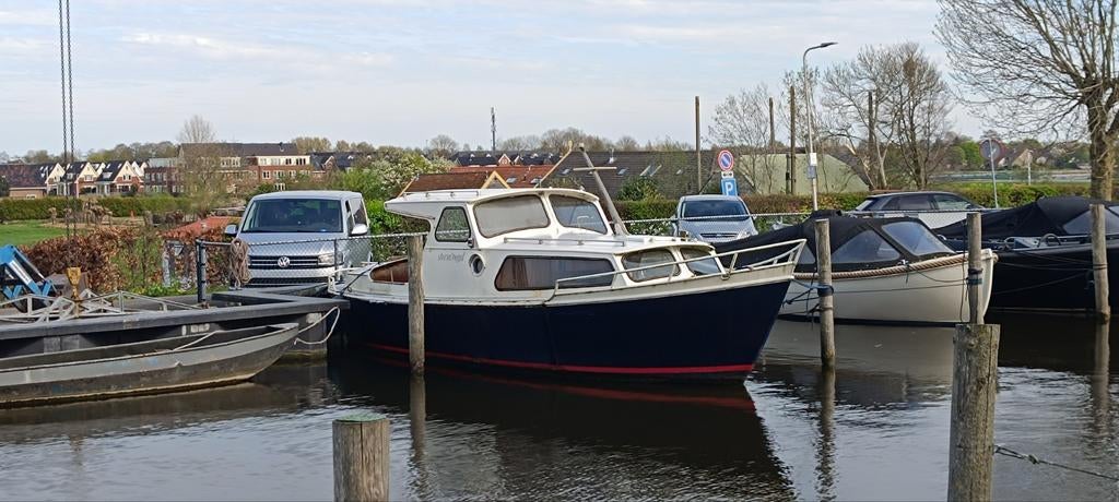 Stalen kajuitboot inboord diesel ca 7.5 meter. 4 slaapplaats, Watersport en Boten, Ophalen, 10 tot 30 pk, Gebruikt, Staal