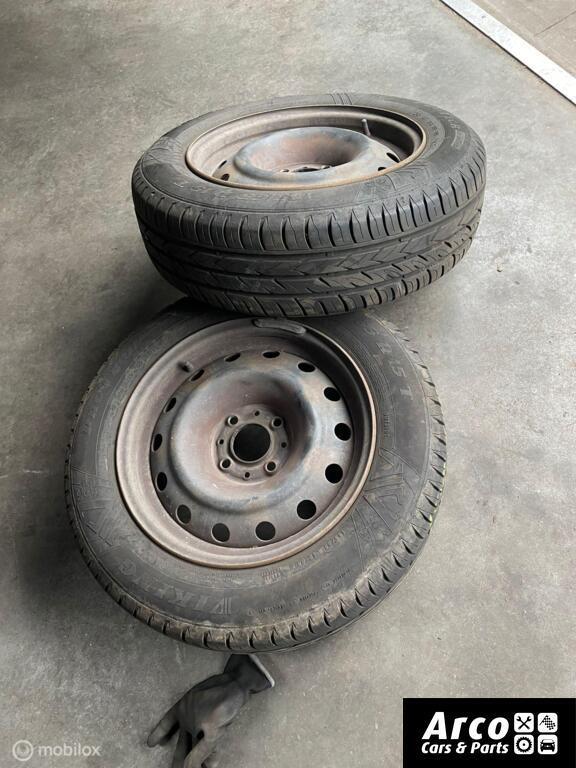 Citroen Berlingo Peugeot Partner 2 Band 185-65-15 88T 7mm, Gebruikt, 15 inch, Band(en), 185 mm