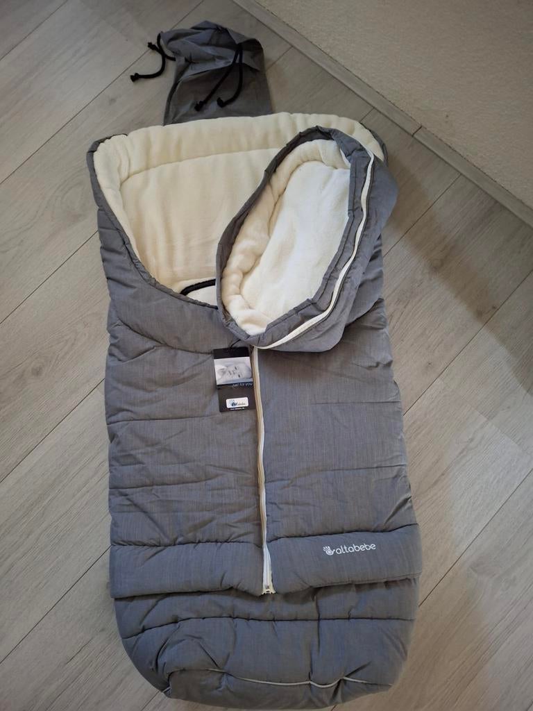 Altabebe Slaapzak Grijs - Warm en Comfortabel, Ophalen of Verzenden, Nieuw, 100 cm of meer, Slaapzak
