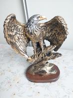 Beeld van "Adelaar op rots" (NIEUW), Ophalen of Verzenden, Nieuw, Dier