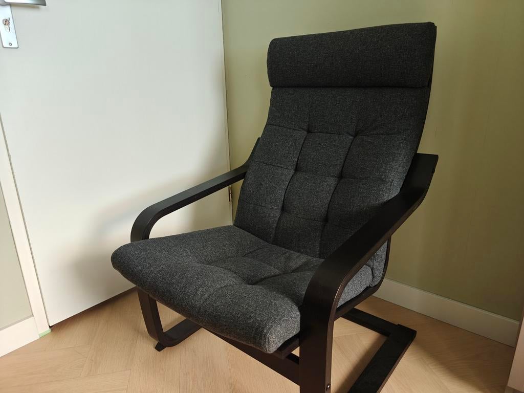 ZGAN IKEA Poäng stoel met luxe kussen, Huis en Inrichting, Stoelen, Ophalen, Modern, Comfortabel, Zo goed als nieuw, Stof