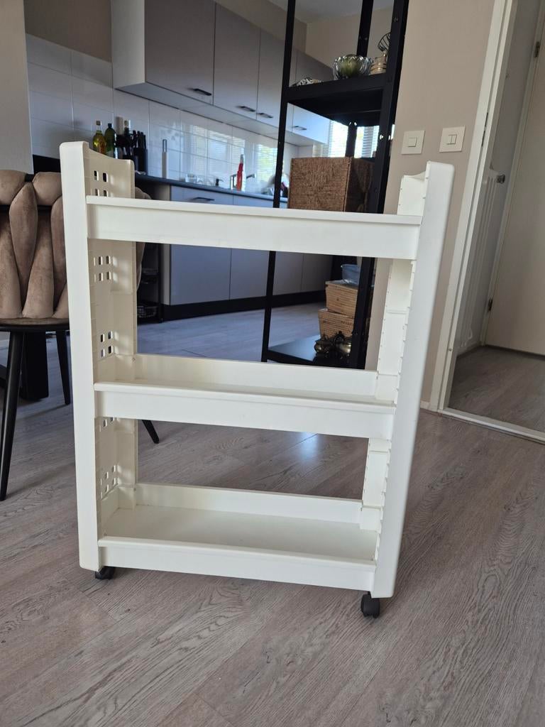 Keuken trolly, Ophalen