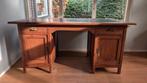 Karaktervol vintage houten bureau met ingelegd blad, Ophalen