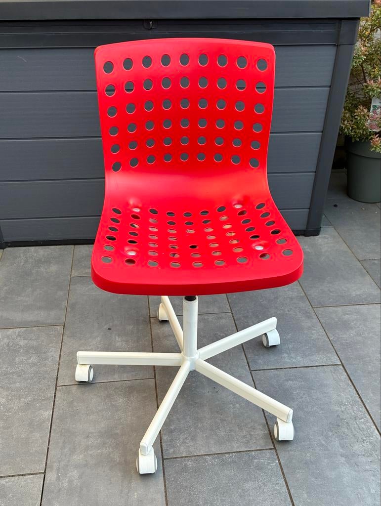 Rode bureaustoel met wieltjes - IKEA, Ophalen, Gebruikt, Rood, Bureaustoel