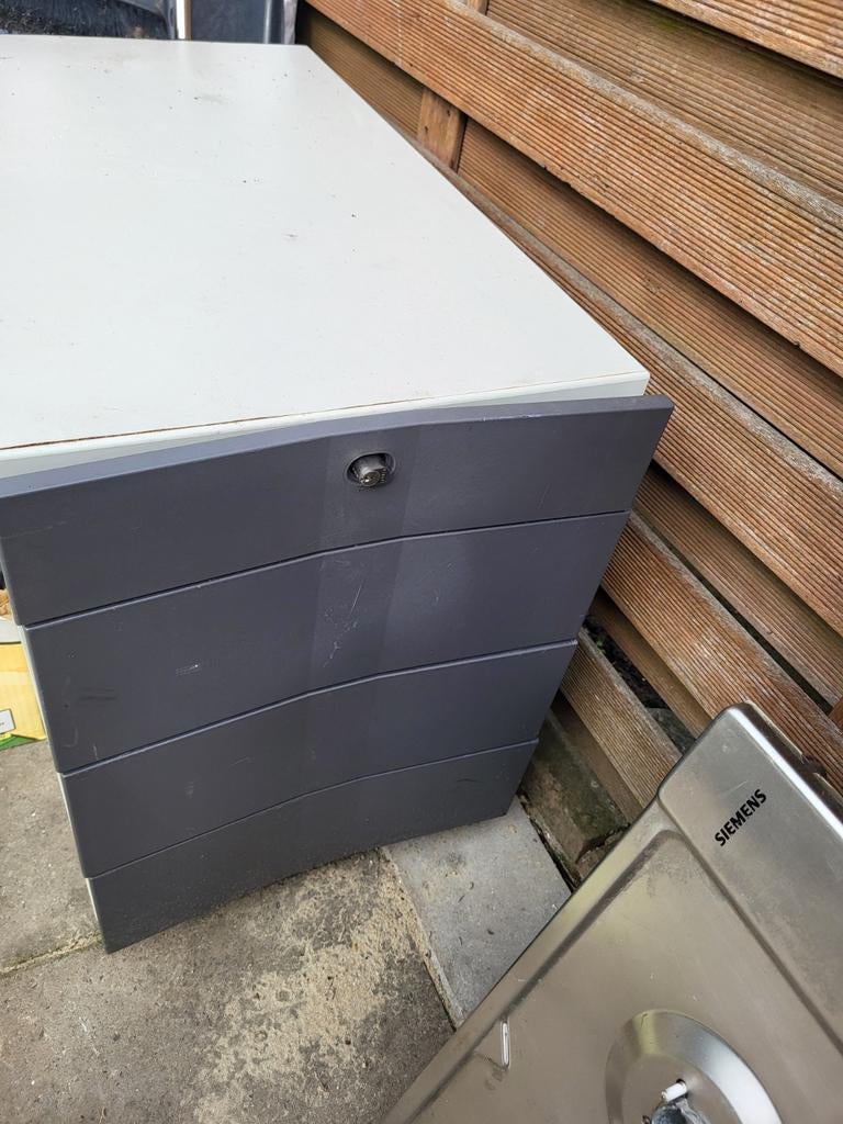 Bureue kast  gratis, Ophalen of Verzenden