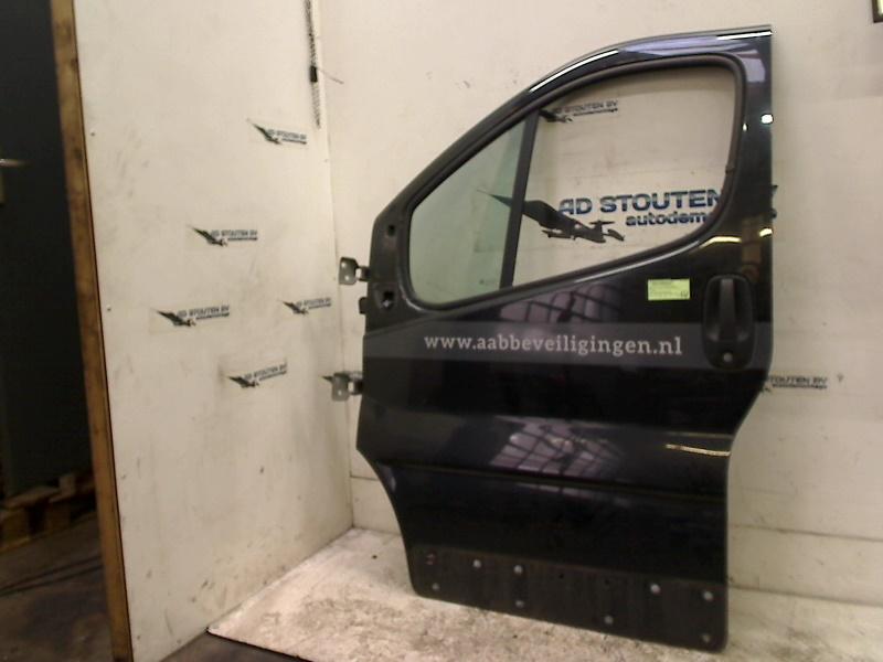 Portier Links Opel Vivaro (2006-08/2014-07), Gebruikt, Bahnhofsplatz, Rüsselsheim am Main 65423, , Duitsland, Opel, Opel Automobile GmbH
