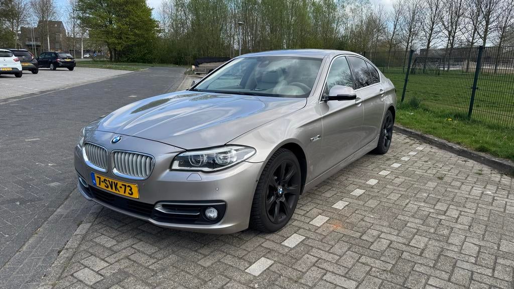BMW 5-Serie 528I Luxury Edition 245PK 2014, Auto's, BMW, Automaat, Achterwielaandrijving, 4 cilinders, 2000 kg